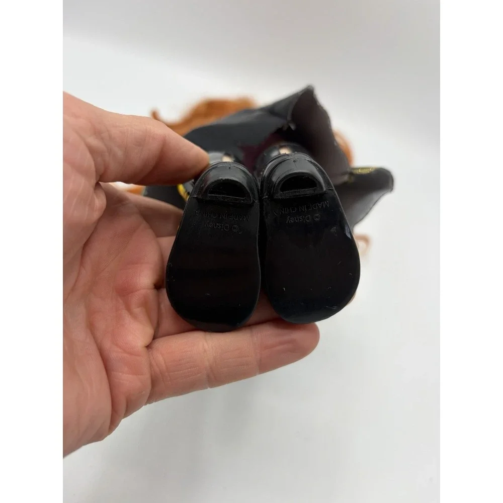 Disney Frozen 2 Anna Travel Adventure Toddler Doll Black Dress & Boots 14